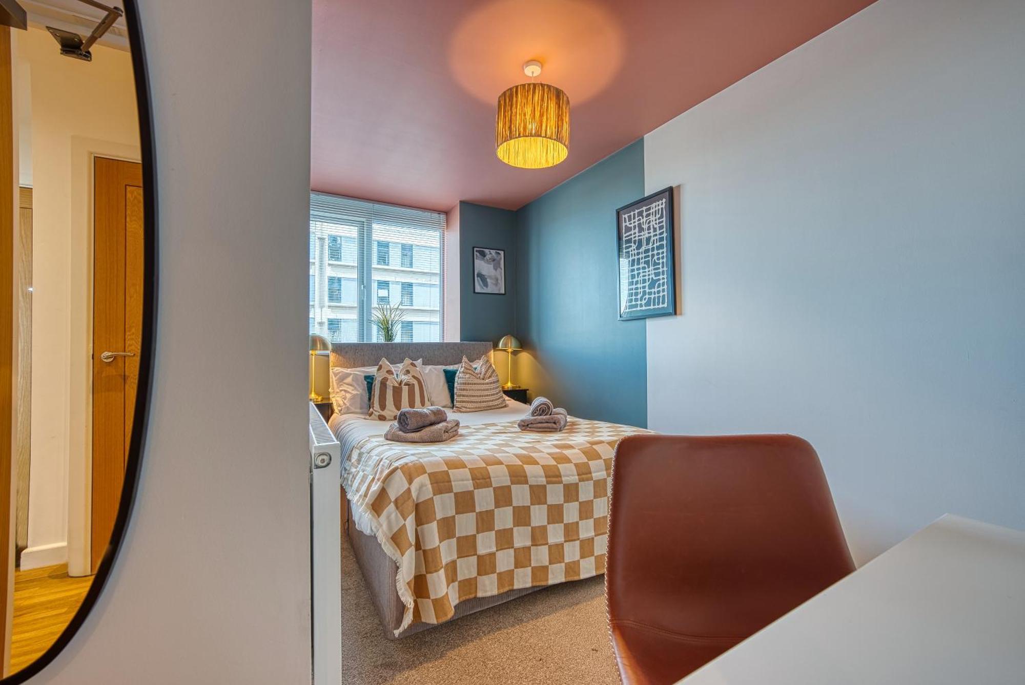 2-Bedroom Stunning, Stylish & Central City Apartment, Spacious, Sleeps 6, With On-Site Parking - Near Gunwharf Quays & Beach - By Blue Puffin Stays Portsmouth Exteriör bild
